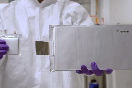 12/2021, Feststoffbatterie Festkörperbatterie von Factorial Energy