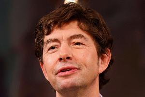 Professor Christian Drosten ist zum zweiten Mal in Folge der "Mann des Jahres" des Männermagazins "Playboy".