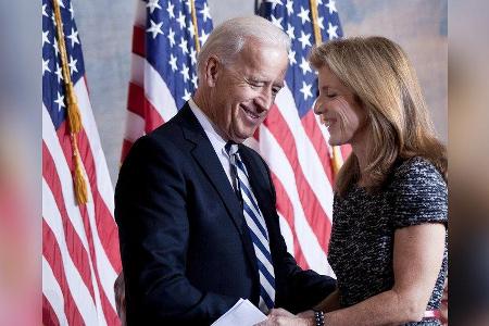 Joe Biden und Caroline Kennedy kennen sich seit vielen Jahren.