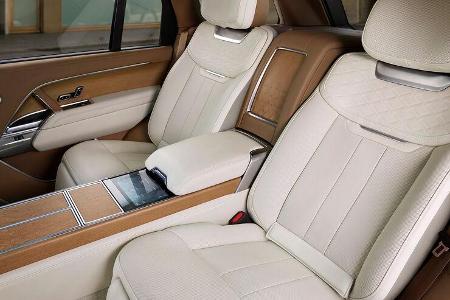 Range Rover SV Serenitiy Intrepid 2022