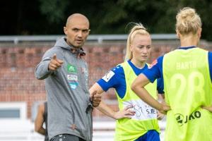 Frauenfußball: Trainer Chahed verlängert bei Turbine Potsdam