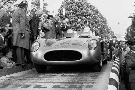 Mercedes-Benz 300 SLR (1955) Mille Miglia Startrampe Brescia