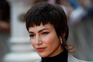 Nicht nur in der Netflix-Serie "Haus des Geldes", sondern auch auf dem roten Teppich trägt Schauspielerin Úrsula Corberó den...