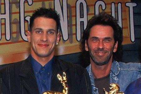 Hugo Egon Balder (re.) trauert um seinen Kollegen und Freund Mirco Nontschew.