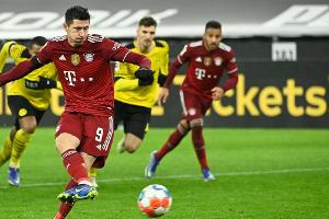 Sieg im Topspiel: Bayern wehrt BVB-Angriff ab