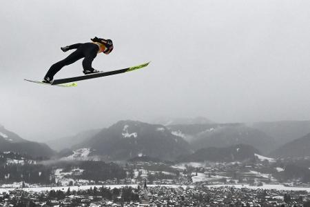 Geiger Fünfter beim Tournee-Auftakt - Kobayashi siegt
