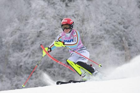 Slalom in Lienz: Dürr weit zurück, Vlhova siegt