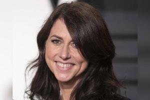 Der Umgang mit ihrem Reichtum macht MacKenzie Scott für "Forbes" zur aktuell einflussreichsten Frau der Welt.