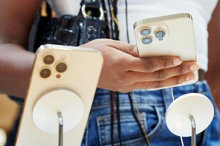 Die Corona-Pandemie hat auch Auswirkungen auf die meistgeladenen Apps auf Apples iPhone.