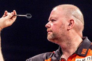 Raymond van Barneveld hat sich mit dem Coronavirus infiziert.