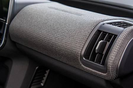 11/2021, Subaru Solterra Elektro-SUV