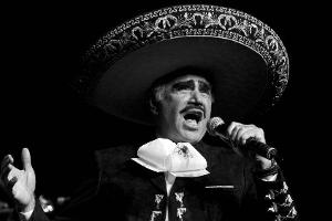 Vicente Fernández gewann drei Grammys.