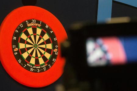 Darts-WM: Hempel gelingt Sensation gegen Van den Bergh