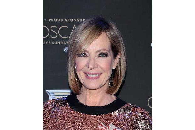 'I, Tonja'-Star Allison Janney war barfuß, als sie Kate Middleton bei einer Party anlässlich der BAFTAs über den Weg lief — ...