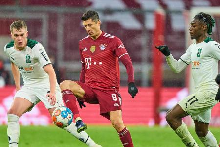 Zum Auftakt der Rückrunde in der Fußball-Bundesliga siegte Gladbach mit 2:1 beim FC Bayern. Die Münchner dominierten die Anf...