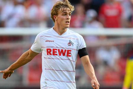 Blieb nach guter Pokalleistung in der Kölner Startformation. Nach anfänglicher Schwächephase auch gegen den BVB solide. In d...