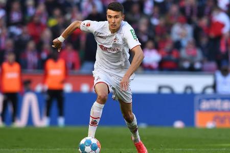 Enorm zweikampfstarker Auftritt des Sommer-Neuzugangs. Verdichtete das Kölner Zentrum vor der Abwehr, ein Durchkommen gab es...