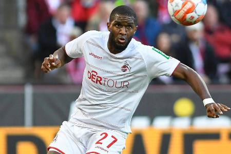 Hatte im ersten Abschnitt nur wenig Bindung zum Spiel und mit die wenigsten Ballaktionen aller Akteure. Startete dann mit vi...