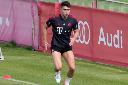 Im Gegensatz zu Cuisance und Sarr zählte der Spanier zu den Spielern, die unter Nagelsmann noch eine Chance bekommen sollten...