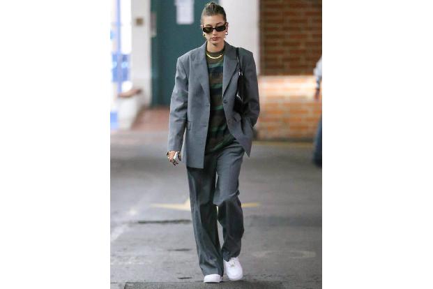 Hailey Bieber zeigte sich ebenfalls entsetzt: 