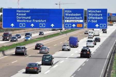 Hessen: Die hessischen Preise liegen im Mittelfeld: Ein Liter E10 liegt bei 1,679 Euro. Dafür ist Diesel verhältnismäßig teu...