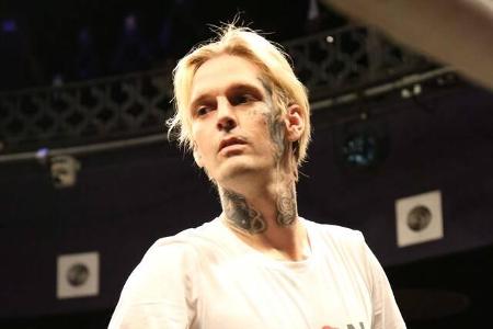 Aaron Carter kann es kaum erwarten, dass sein erster Sohn geboren wird. Mitte November soll es so weit sein, aber einen Name...
