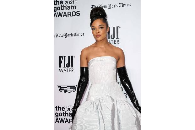 Tessa Thompson ließ sich den Event ebenfalls nicht entgehen. Die Schauspielerin ging für ihre Rolle in 'Passing' zwar leer a...