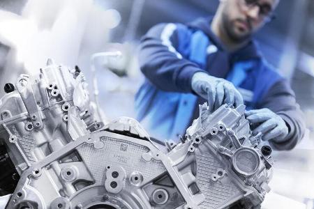 BMW V8 Motor Bau Produktion