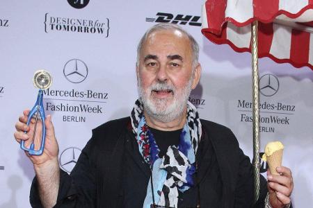 Seine Diabetes-Erkrankung kostete Starfriseur Udo Walz (1944-2020) das Leben. Im November 2020 fiel er nach Komplikationen m...