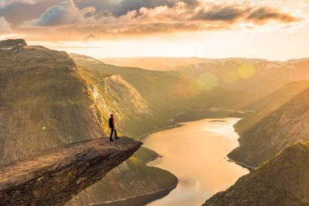 Norwegen macht den zweiten Platz im Reise-Ranking. Wer bei diesem Anblick Fernweh verspürt, sollte sich aufmachen und einen ...