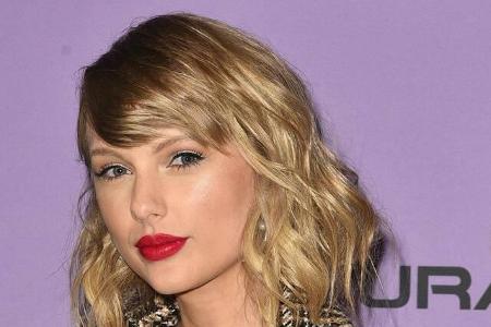 ...von Taylor Swift, die warme Worte für die Musikikone fand, die im kommenden Jahr 80 Jahre alt wird. An prominenten Namen,...