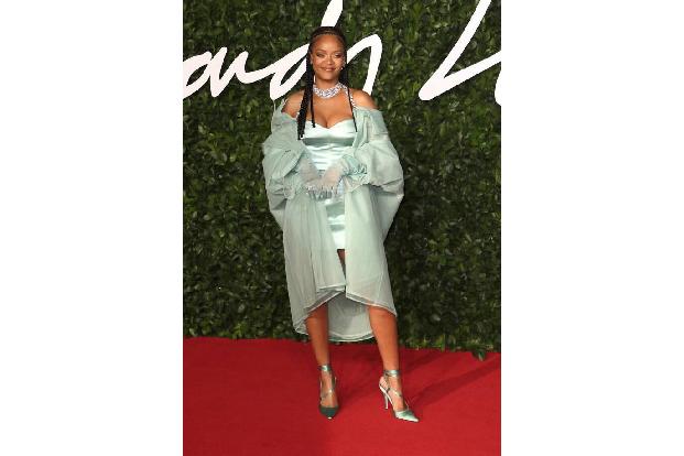 ...unter anderem Rihanna…