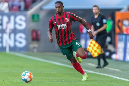 In einer stabilen FCA-Defensive noch der größte Unsicherheitsfaktor. Spielte im Aufbau eine Vielzahl an Fehlpässen und sorgt...