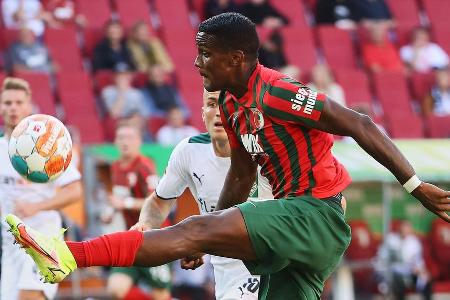 Sorgte mit seinem Tempo in mehreren Situationen für Entlastung. Hätte bei einigen Kontern mit besseren Pässen durchaus sogar...