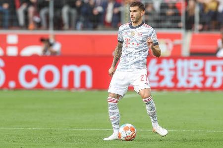 Dem Franzosen fehlte gerade im Aufbau die Ruhe am Ball, drosch die Kugel meist unnötig schnell nach vorne. Verlor in der Ent...