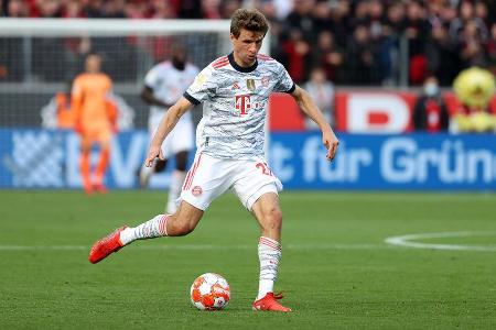 Technisch nicht ganz auf der Höhe, hatte mehrfach Probleme bei der Ballan- und mitnahme. Deutlich sehenswerter seine Verläng...