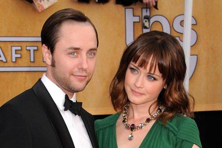 Legen nicht sonderlich viel Wert auf Öffentlichkeit: Alexis Bledel (40) und Vincent Kartheiser (42). Die beiden sind seit 20...