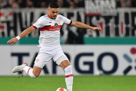 Setzte mit entschlossenen Tacklings auf der Außenbahn zu Beginn gegen Coman Zeichen und verdiente sich mehrfach Szenenapplau...