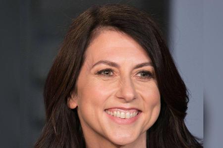 Zwei Jahre nach der Trennung von Amazon-Chef Jeff Bezos heiratete MacKenzie Scott erneut. Der neue Mann an ihrer Seite ist d...