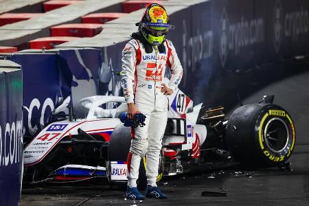 Das niederländische Portal 'f1maximaal' hat die Crash-Kosten der einzelnen Fahrer zusammengestellt. Naturgemäß können die Za...