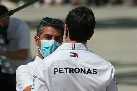 Mercedes-Box: 'Michael, hier ist Toto.' Michael Masi: 'Fahre fort.' Wolff: 'Michael, ich habe dir gerade eine E-Mail mit Dia...