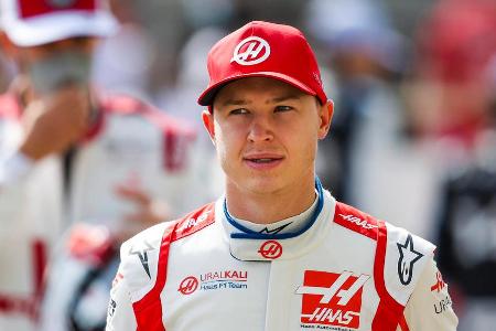 Den ersten Aufreger in der Formel 1 gab es schon weit vor dem ersten Rennen. Nikita Mazepin veröffentlichte auf Instagram ei...