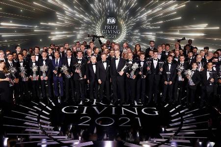 Der Motorsport-Weltverband FIA lud am Donnerstag zur großen Gala nach Paris. Nachdem Mercedes seinen Protest offiziell zurüc...
