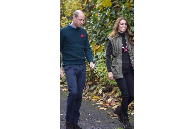 9.) Kate lernte William an der Universität im schottischen St. Andrews kennen, wo sie Kunstgeschichte studierte. Beide lebte...