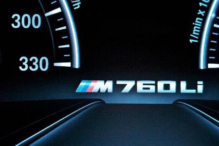BMW M760Li