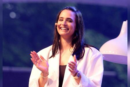 Amira Pocher tanzt bei 