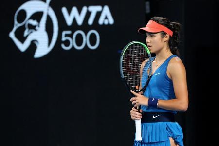 Erstes Spiel unter Beltz: US-Open-Siegerin Raducanu geht unter