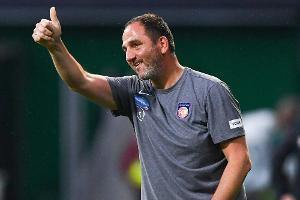 Heidenheim springt auf Relegationsplatz drei