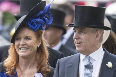 Herzogin Sarah und Prinz Andrew verstehen sich auch nach der Scheidung noch gut - hier waren sie 2015 gemeinsam in Ascot.