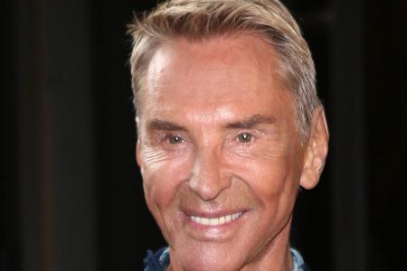 Modedesigner Wolfgang Joop hat es immerhin auf zwei Staffeln gebracht: 2014 und 2015 urteilte er über die Mädchen - und trös...